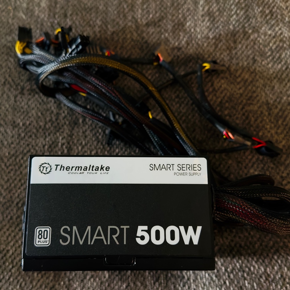 Great condition 500w Thermaltake [SMART SERIES] Power Supply for Desktop PC